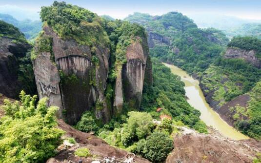 《武夷山旅行游记》作文1200字.jpg